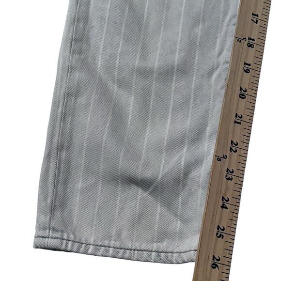 AMERICAN EAGLE Mom Jean 8 Regular High Rise Light Wash/White Stripe #549078 - Picture 5 of 8